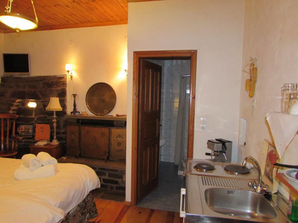 Traditional Rooms Karaouli Papigko Exterior photo